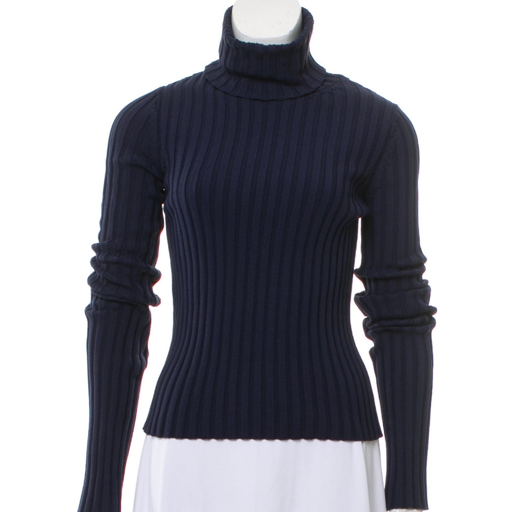 VETEMENTS NWOT TURTLENECK SWEATER